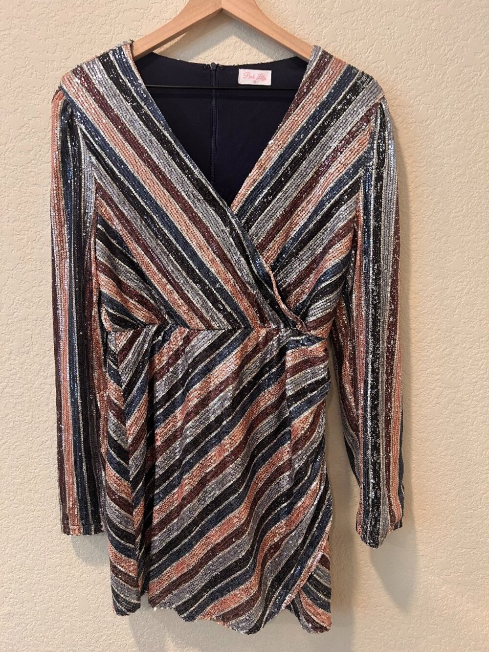 Pink Lily Multi Sequins Faux Wrap Long Sleeve Lined Mini Cocktail Dress Medium